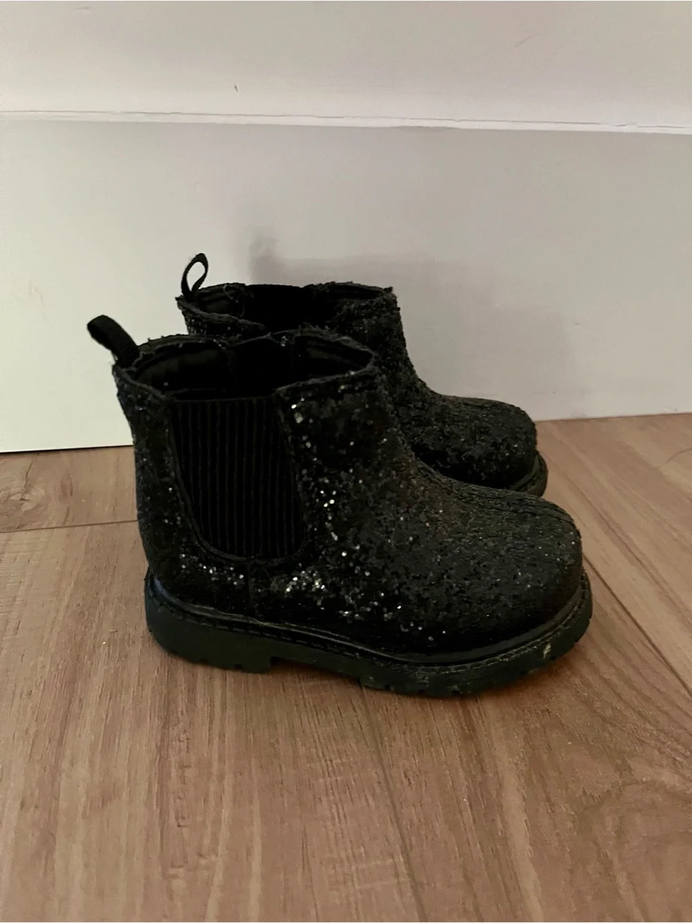 Carter's Bessie Toddler Girls Black Glitter Chelsea Boots Size 4T Sparkle Zip